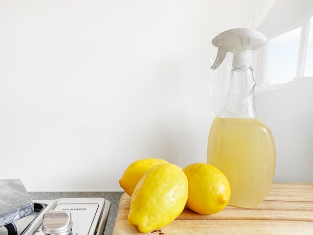 Natural & Eco Friendly Cleaning Products: Cleaning Your House Without Chemicals 2 Benefits of natural and eco-friendly cleaning products